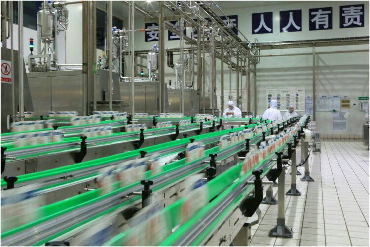 走進(jìn)工廠 走進(jìn)工廠